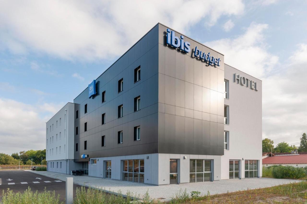 Ibis Budget Mont De Marsan Hotel Exterior photo